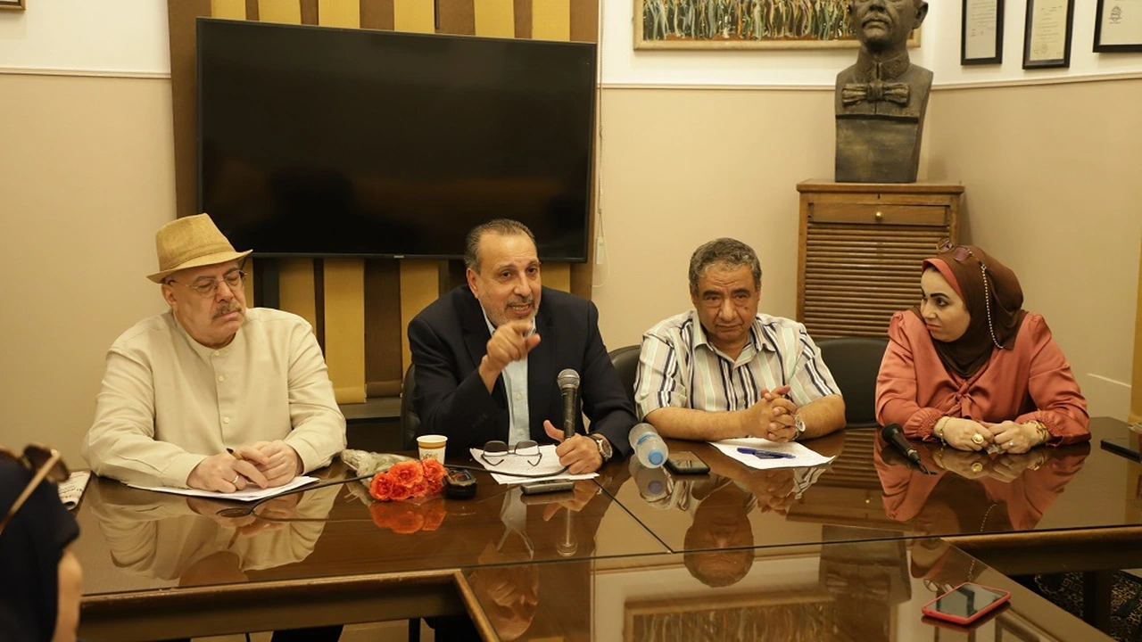 اتحاد كتاب مصر يبحث مستقبل العلاقات الثقافية مع روسيا